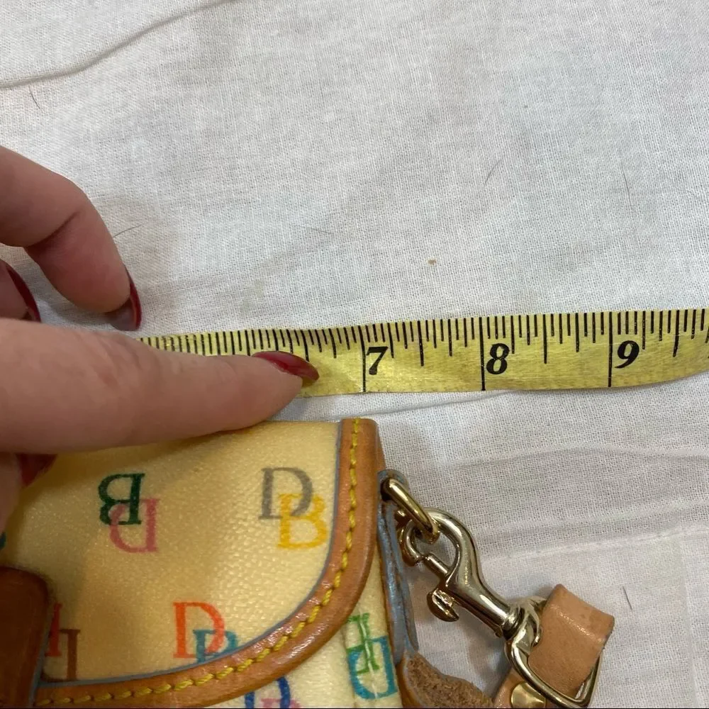 Vintage Logo Dooney And Bourke Wallet‎ Wristlet in Fantastic Condition